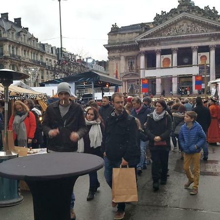 Les Pieds A La Grande Place บรัสเซลส์ ภายนอก รูปภาพ